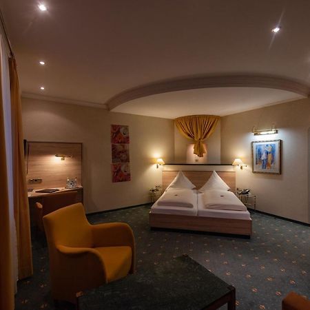 Hotel Am Schloss Illertissen Zewnętrze zdjęcie