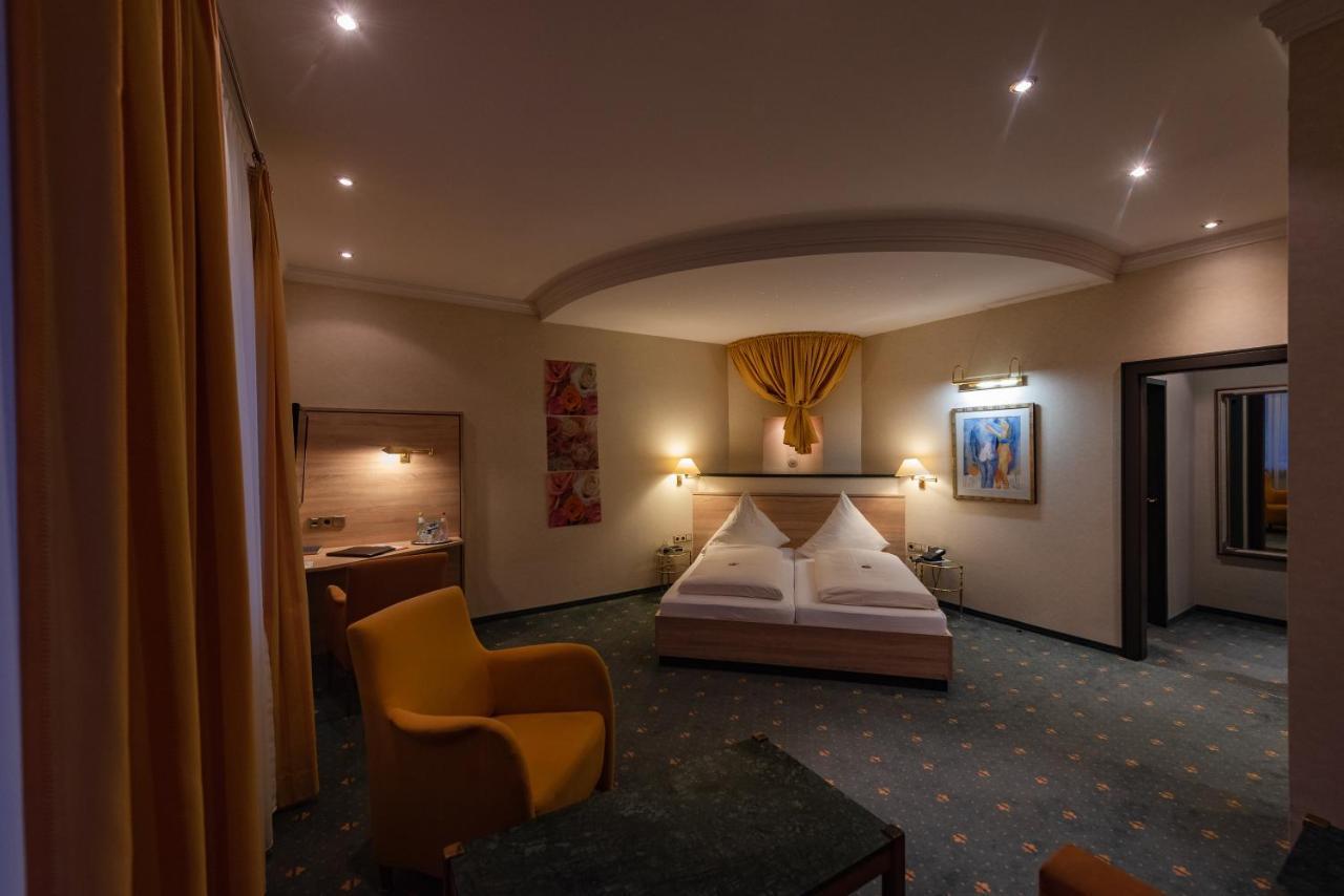 Hotel Am Schloss Illertissen Zewnętrze zdjęcie