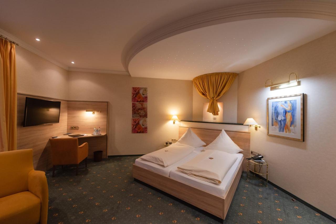 Hotel Am Schloss Illertissen Zewnętrze zdjęcie
