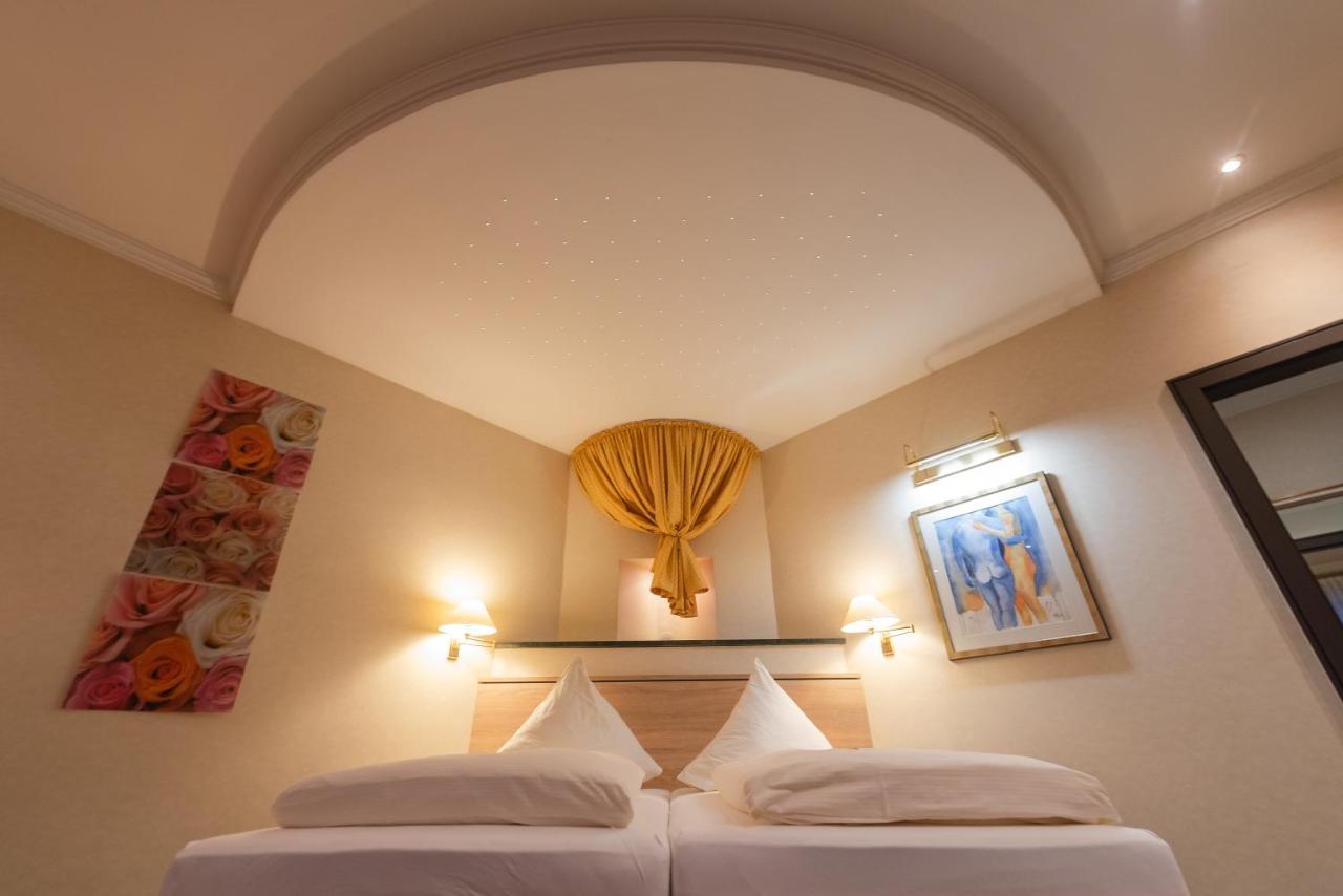 Hotel Am Schloss Illertissen Zewnętrze zdjęcie